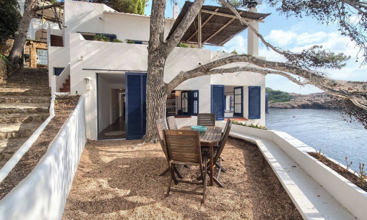 Sa Tuna Apartment | 3 bedroom in first sea line in Sa Tuna, Begur H02