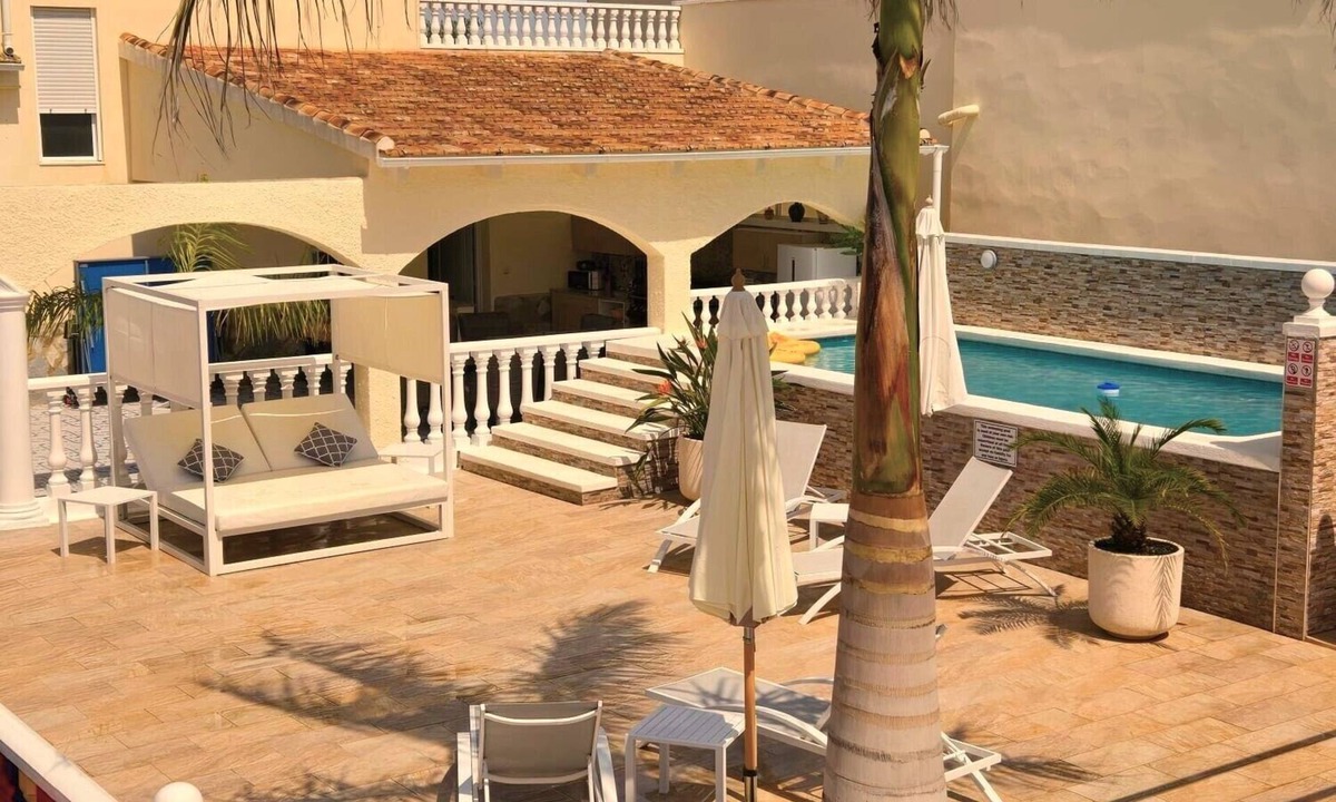 Dolores Villa | An Exceptional 5* Rated Holiday Villa with Pools and Amazing Amenities.