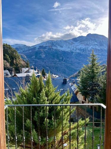 Tramacastilla de Tena Apartment | Apartamento Linar l Wifi l Vistas l P & Trastero