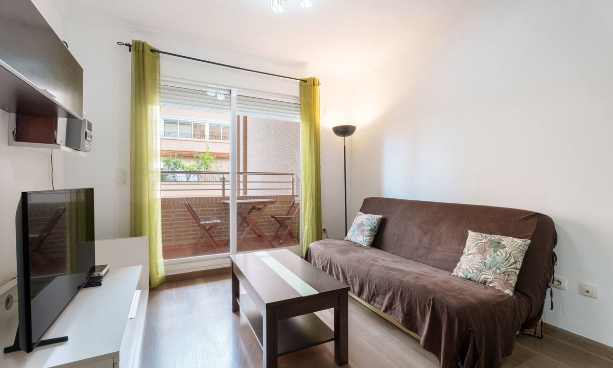 Sagunto Apartment | Apartment 'Encantador En La Playa' with Balcony, Wi-Fi and Air Conditioning