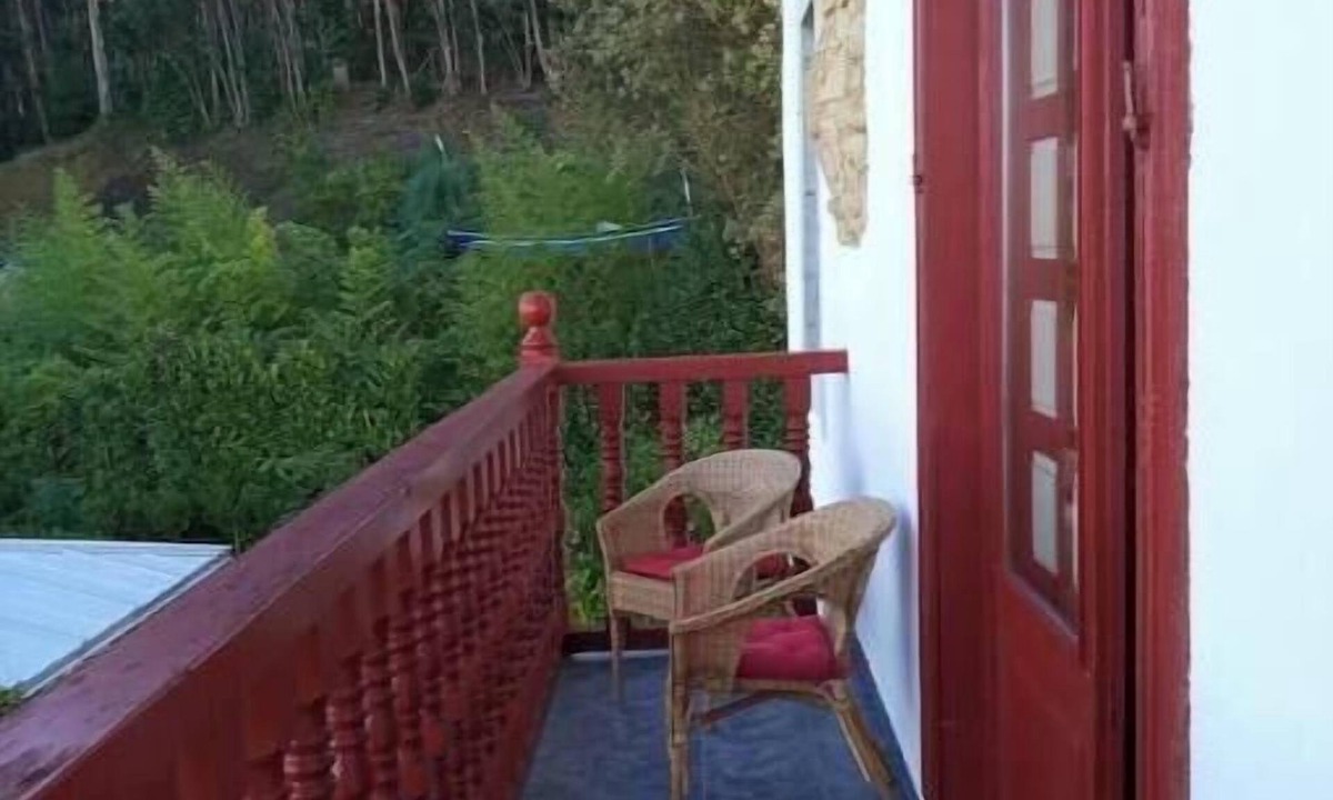 Leagi Apartment | Apartment in LEKEITIO with balcony and sea views