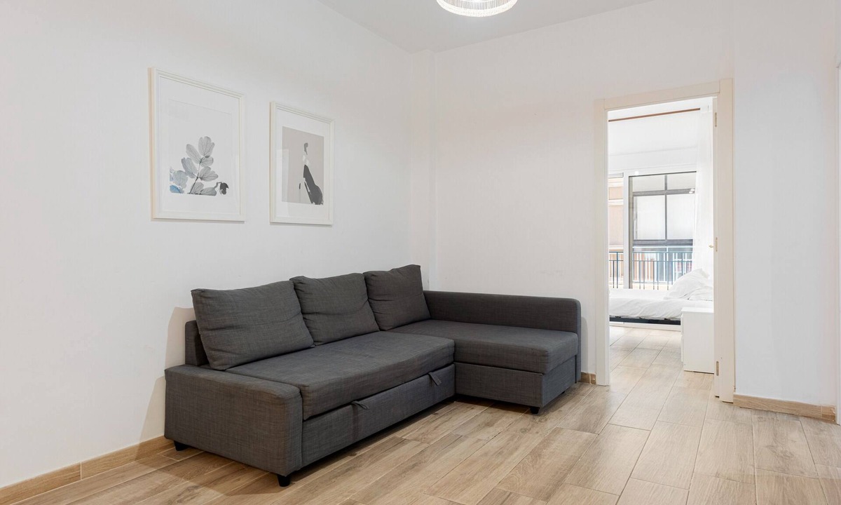 Ensanche Centro Apartment | Apartment 'Malaga Centro' with Private Terrace, Balcony and Wi-Fi