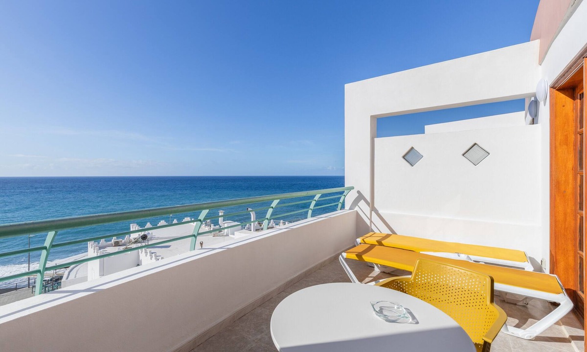 Puerto Naos Apartment | Apartment 'Playa Delphin 306' with Sea View, Balcony and Wi-Fi