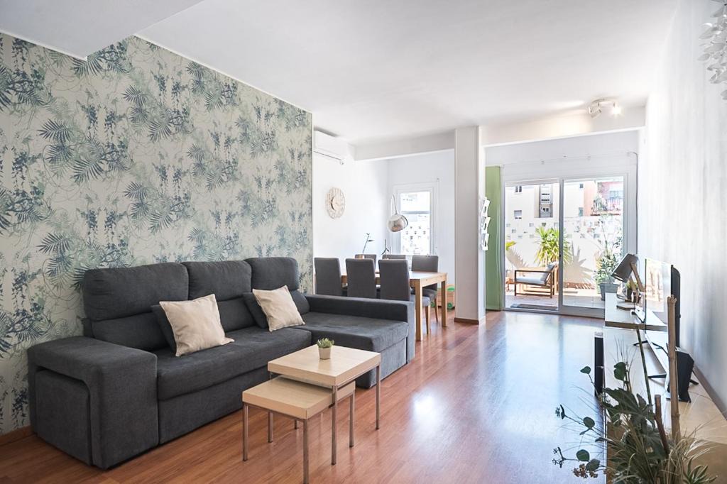 La Font de la Guatlla Apartment | Apartment with terrace a step away from Montjuic, Barcelona