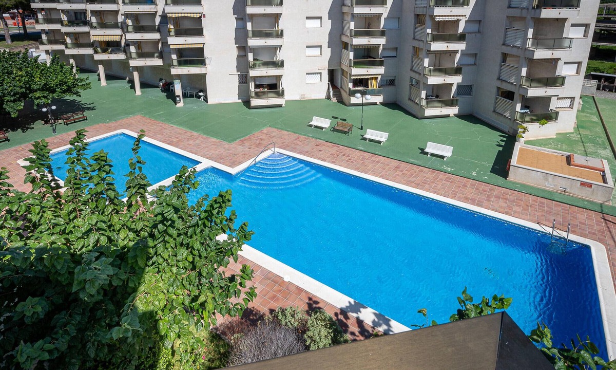 Creixell Apartment | AT155 Roma: Apartamento muy bien equipado y con piscina