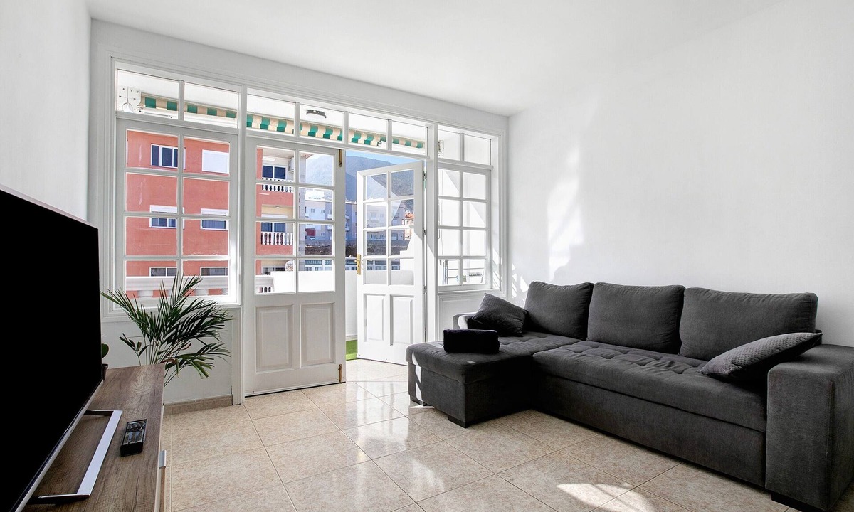 Las Caletillas Apartment | Atlantic Blue Dream Caletillas Beach, Pool, 4 Guests, Beachfront