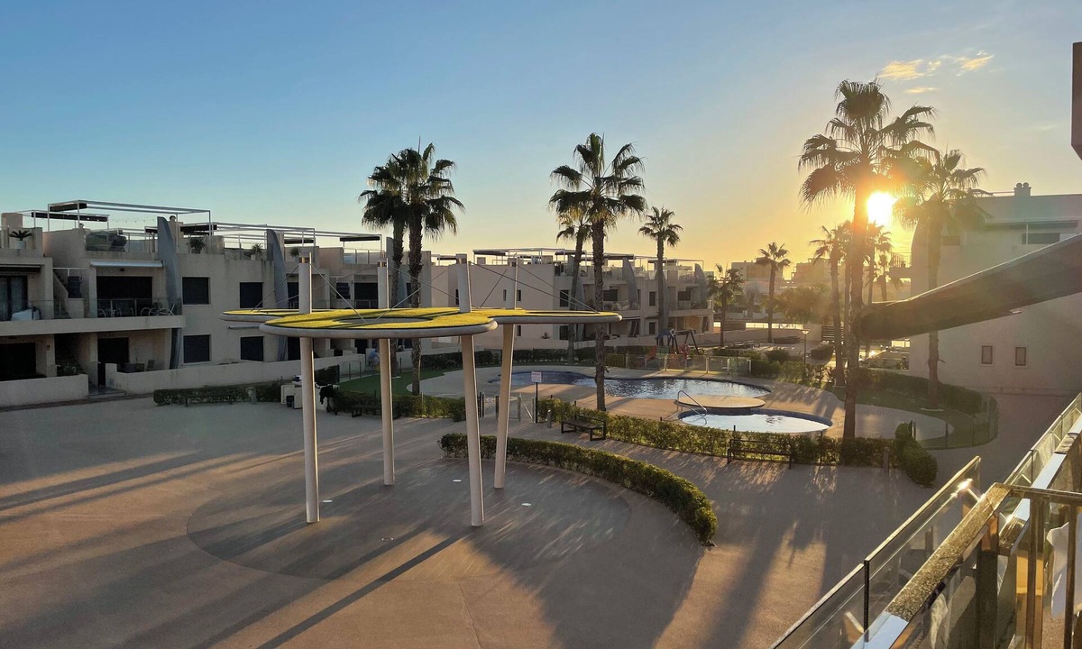 Pueblo Latino Apartment | Beautiful apartment in a beautiful complex close to the sea and restaurants