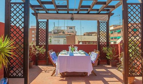 El Cabanyal Apartment | Beautiful House with terrace