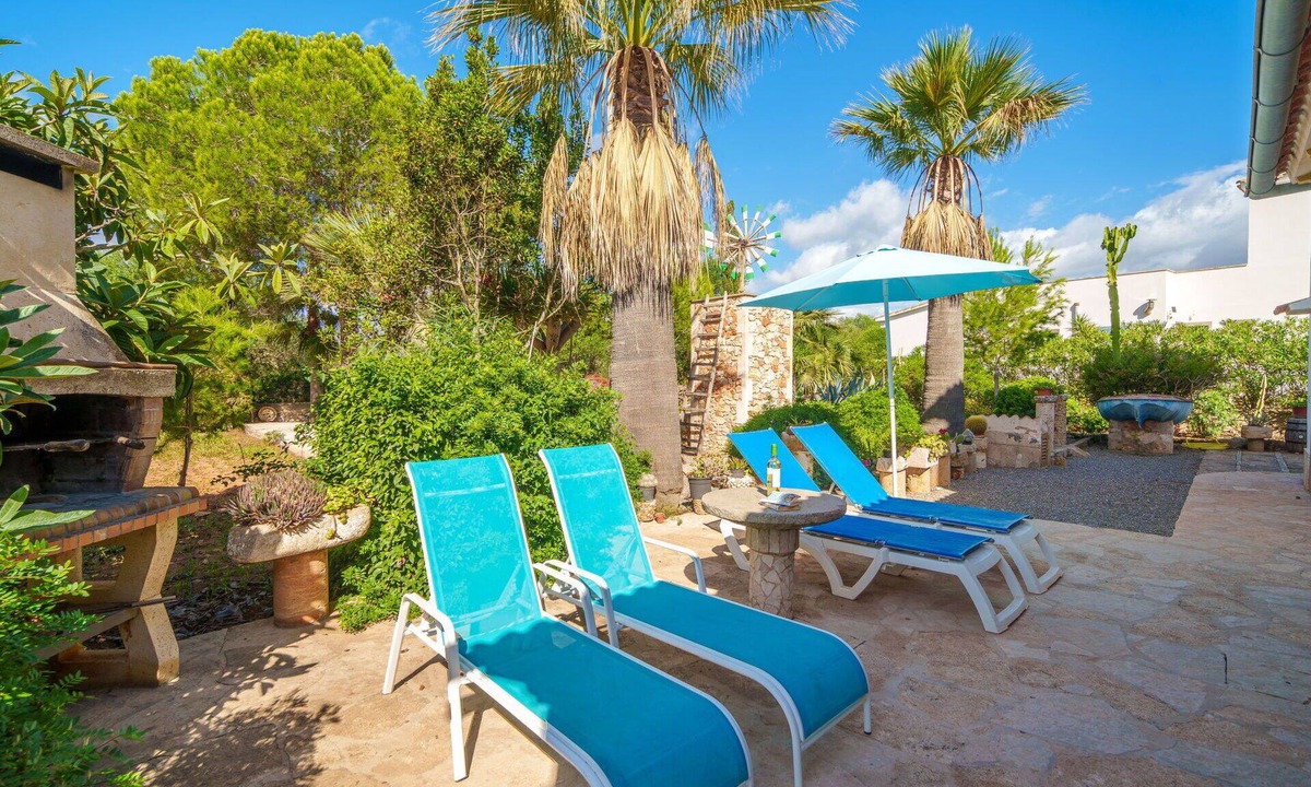 Cala Murada House | Beautiful private villa for 5 guests with WIFI, TV, terrace, pets allowed and panoramic view