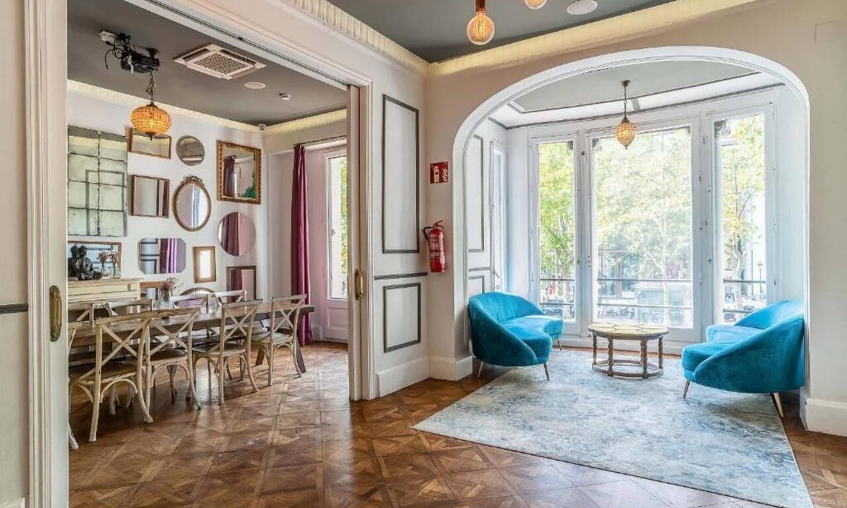 la Vila de Gracia Hotel | Boutique comfort with a touch of modernist glamour - perfect for large groups!