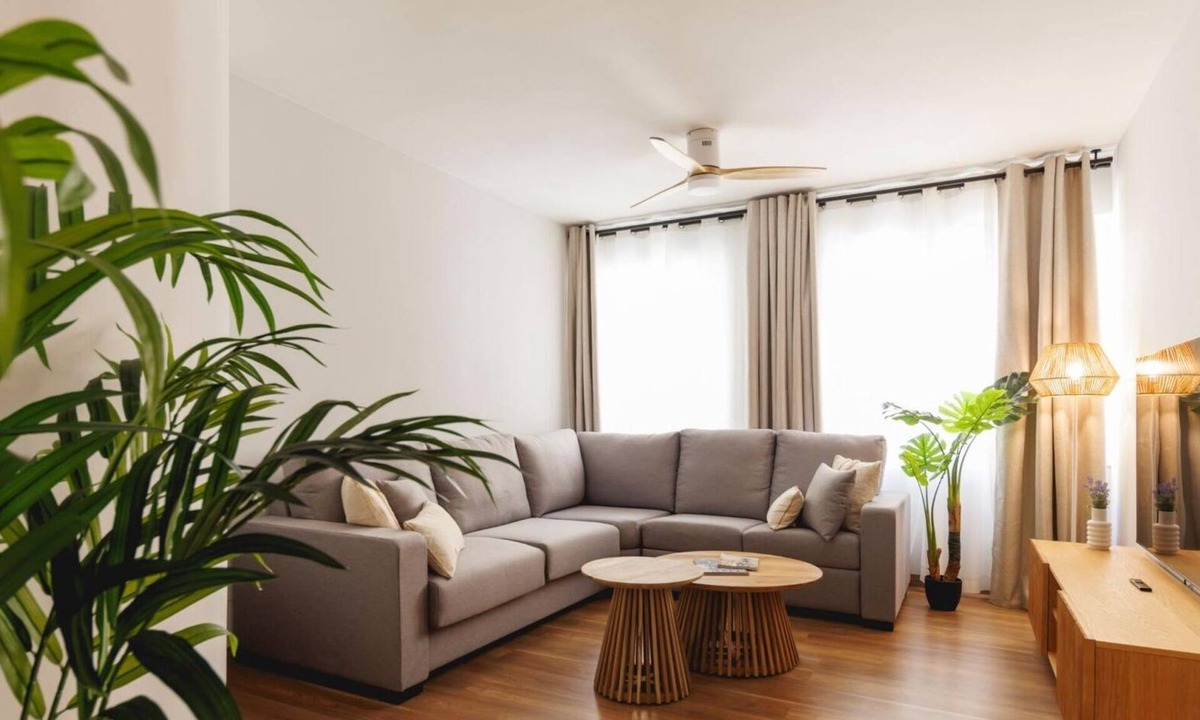 Eixample Apartment | Bravissimo Figuerola, 3-bedroom apartment in central Girona