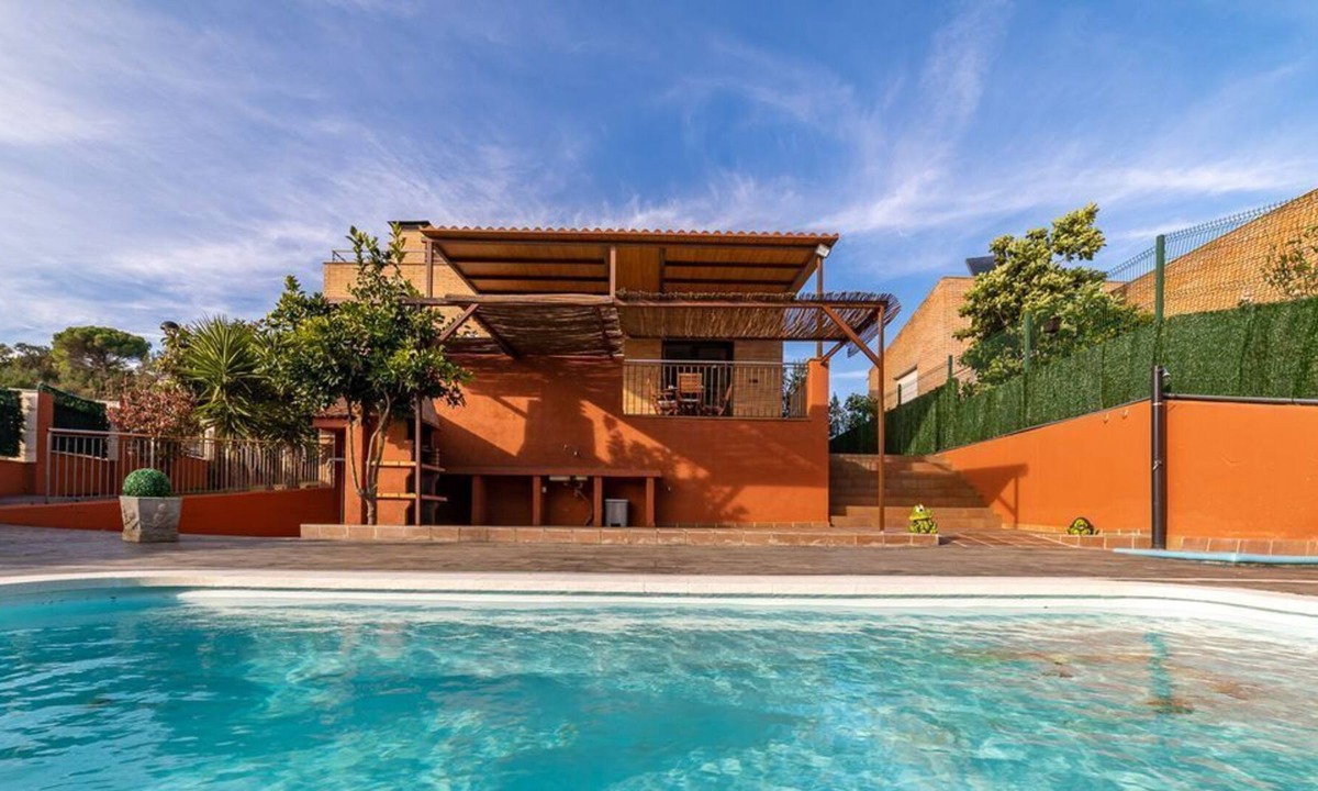 Palafolls House | CASA CAMÍ DEL CASTELL, CLOSE TO NATURE, WITH PRIVATE POOL AND PLAY AREA