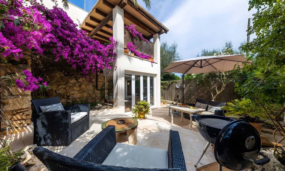 Portopetro House | 'Cel Pins' Holiday Home with an En-Suite Apartment, Private Terrace, Wi-Fi and Air Conditioning