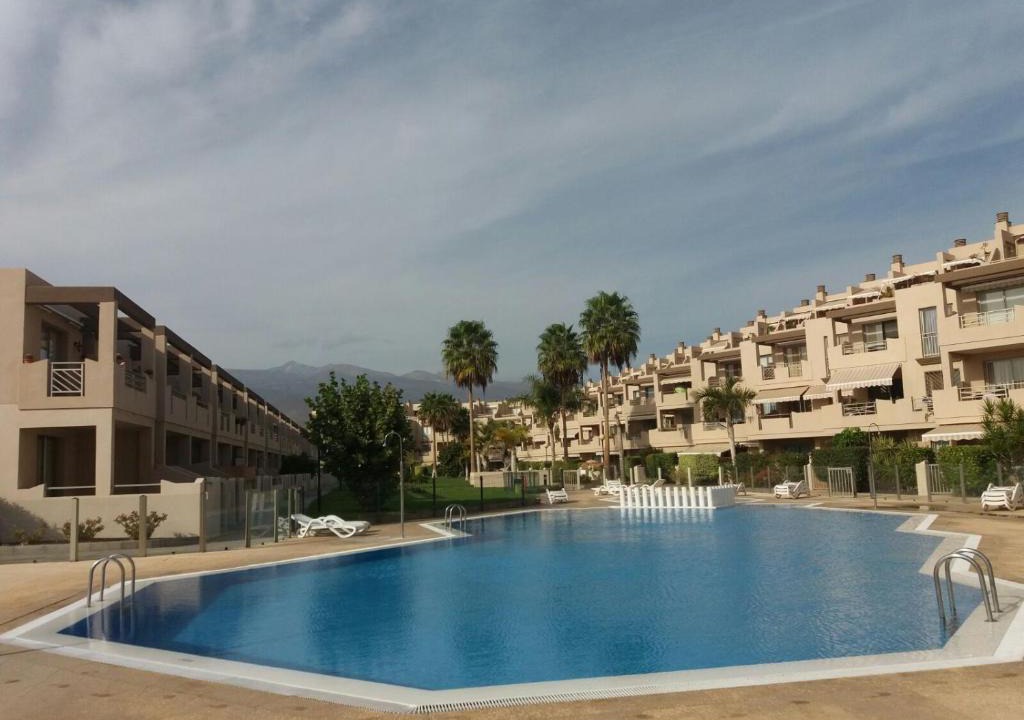 Granadilla de Abona Apartment | Duplex Apartment in La Tejita