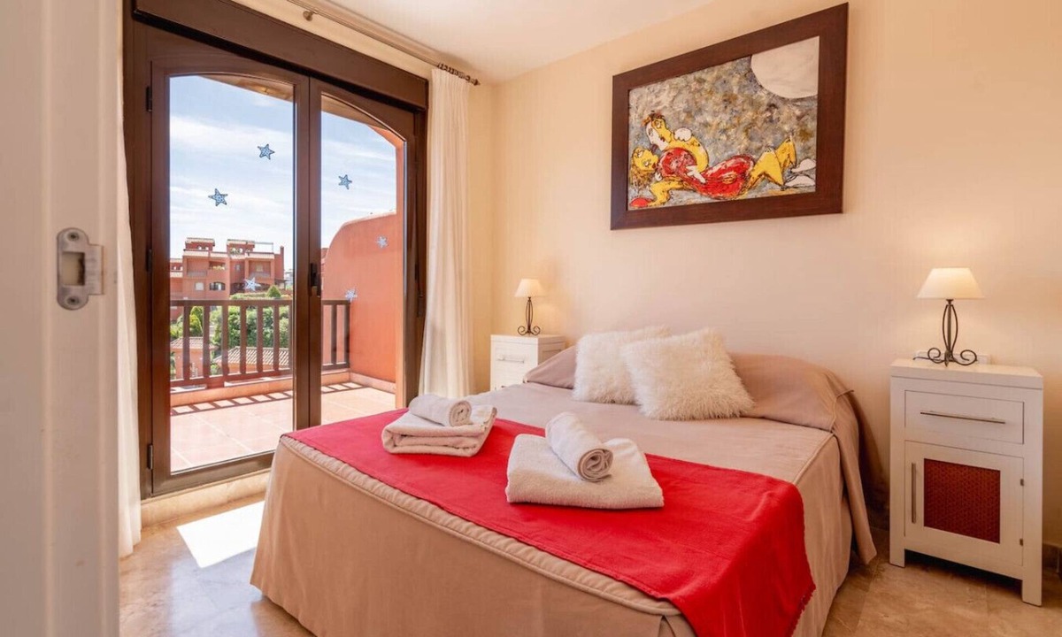 Buenas Noches Apartment | Fabulous Duplex Apartment with Sea & Mountain View