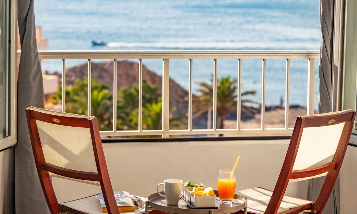 Faro de Cullera Apartment | Frontline Beach Cullera