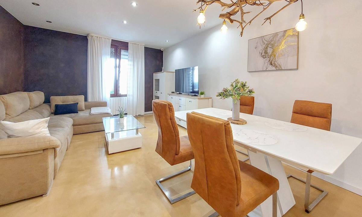 Castello de la Plana Apartment | Gorgeous apartment in Castellón de la Plana