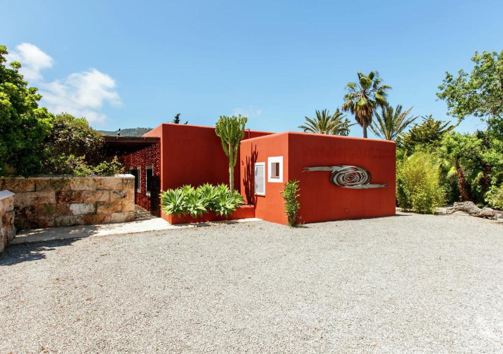 Sant Josep de sa Talaia House | Holiday Home in St Josep de sa Talaia with Pool