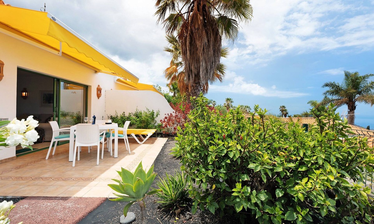 El Paso House | Holiday Home 'Villa Verde Superior' with Sea View, Wi-Fi and Air Conditioning