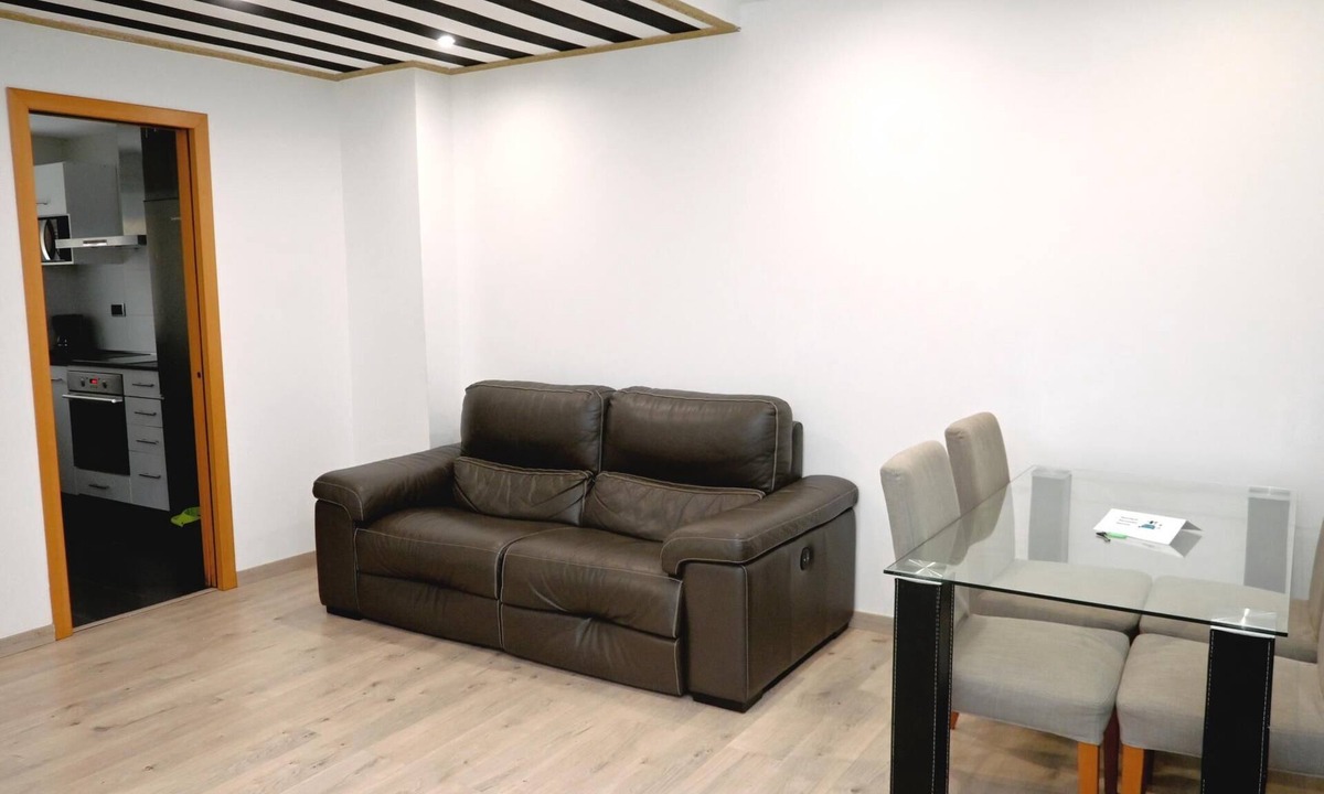 Les Corts Apartment | Homenfun Barcelona Guinardó Hospital Sant Pau