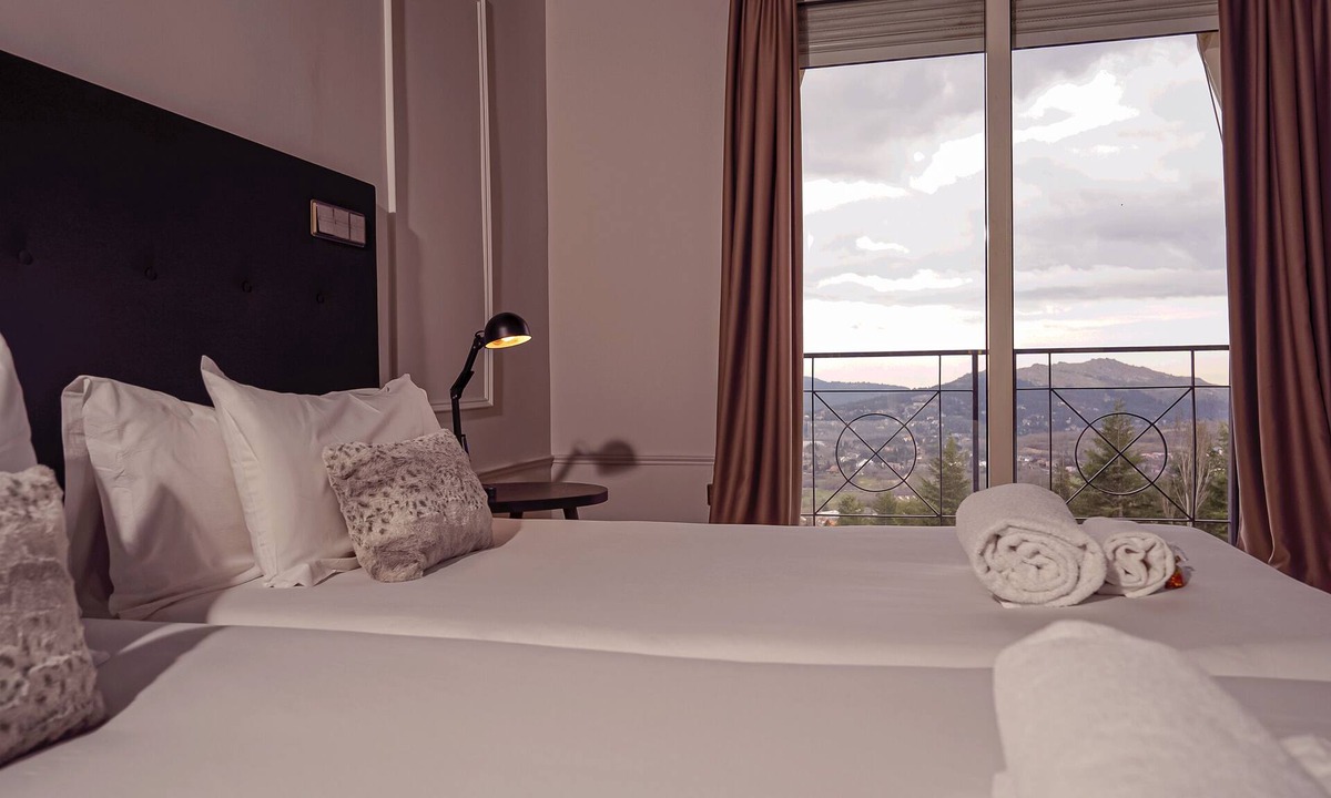 Navacerrada Hotel | Hotel Hita - Nature Experience