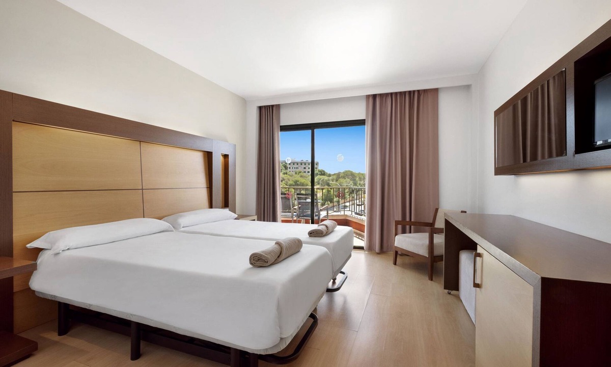 Les Meravelles Hotel | Hotel Pabisa Chico