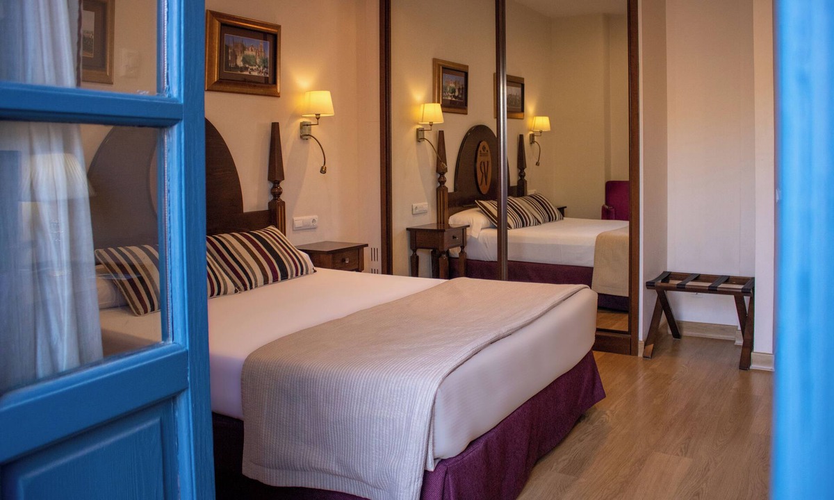Valencina de la Concepcion Hotel | Hotel YIT Vereda Real