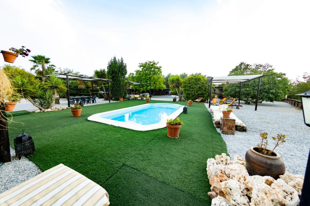 La Zubia House | LA CUADRA, Finca a los pies Sierra Nevada, a 10 minutos del centro, Piscina,Bbq