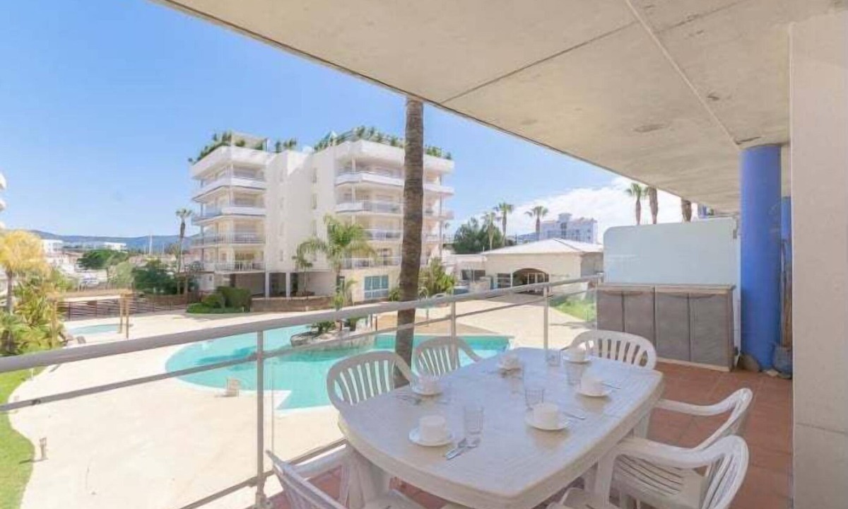 Santa Margarida Apartment | Lovely flat with pool view AV-73