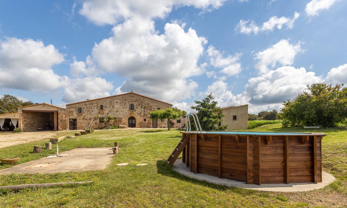 Cassa de la Selva House | Lovely Vacation Home Pahissa de Can Abras