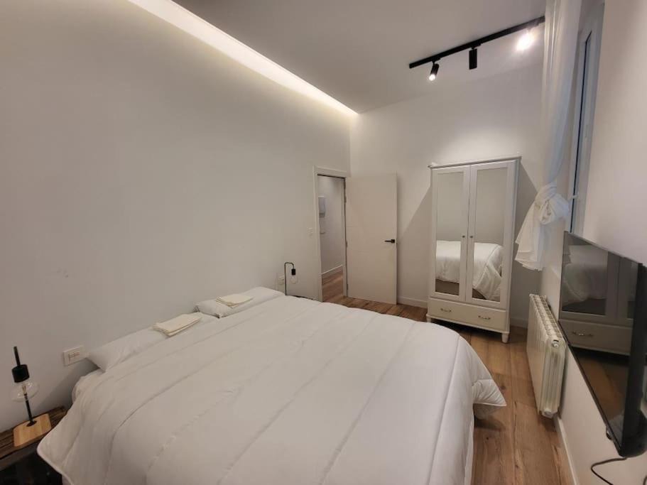 Bilbao Old Town Apartment | Moderno apartamento centrico para 8 personas - ATERIAGROUP
