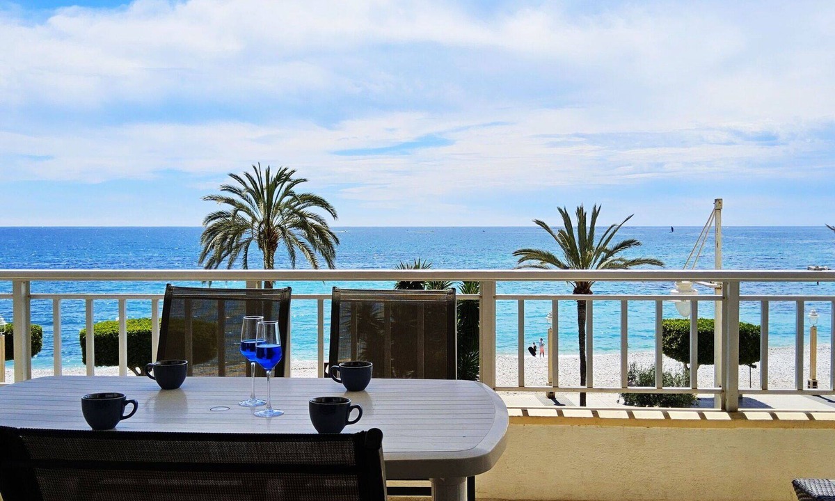 Altea Apartment | Nice apartment for 4 people with A/C, WIFI, TV, terrace and panoramic view