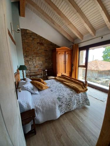 Luces House | Nordés Casa rural en Lastres entre mar y montaña