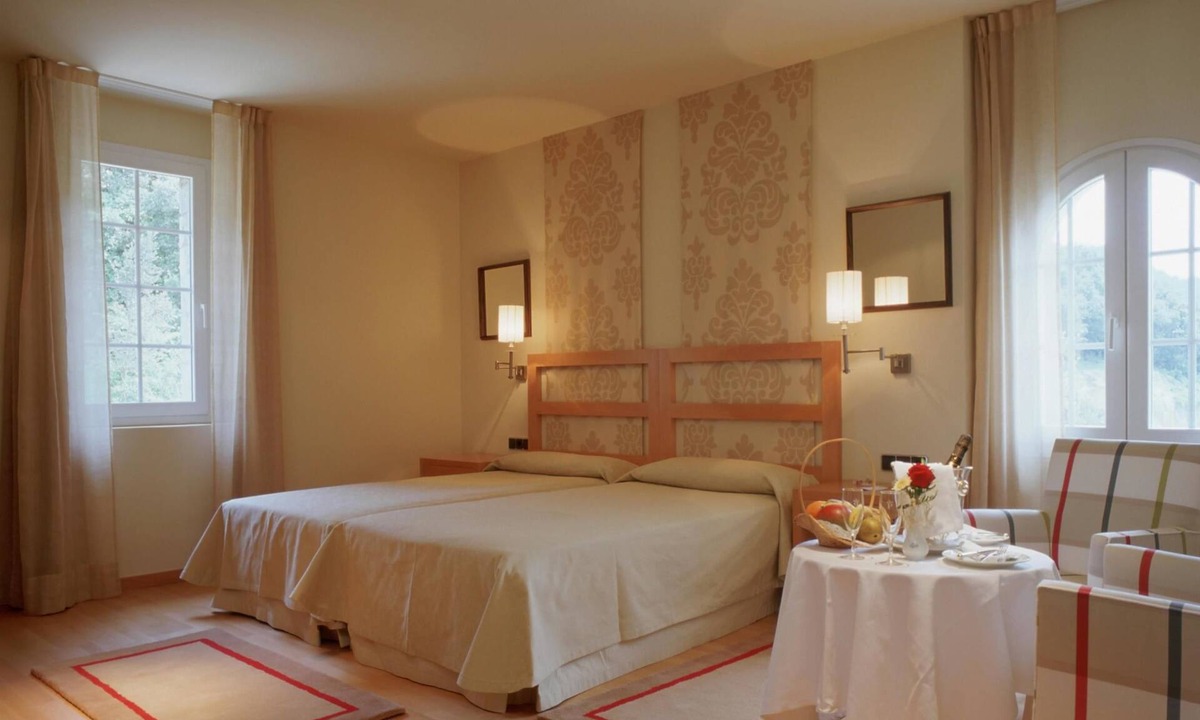 Les Masies de Roda Hotel | Parador De Vic Sau