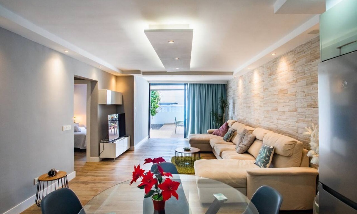 Playa Honda Apartment | Playa Honda Sunset , Wifi, Near the Airport