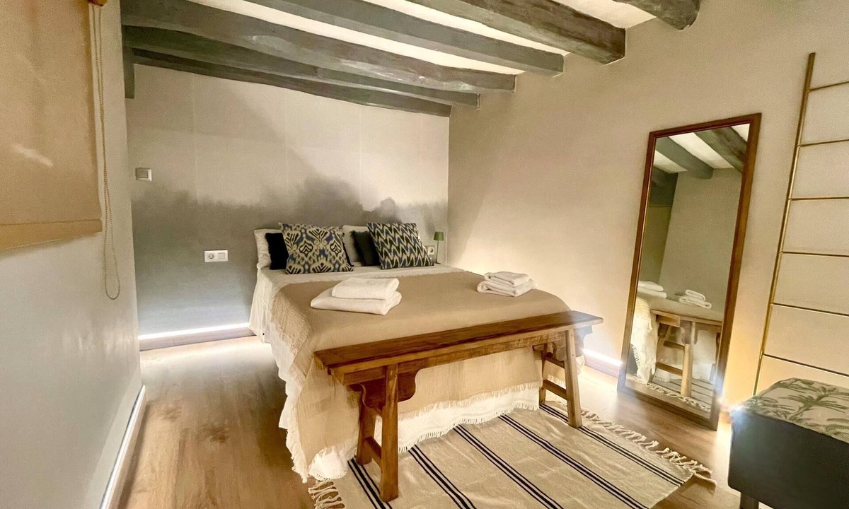 San Julian Apartment | Plaza de San Marcos Eva recommends