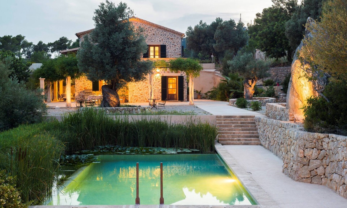 Andraitx Villa | PUIG DE GARRAFA - Villa with sea views in Andratx. Free WiFi