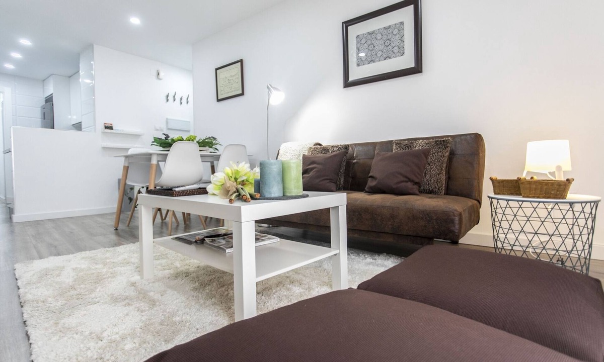 Camino de Ronda Apartment | Renovated, Comfortable Apartment in Center Granada