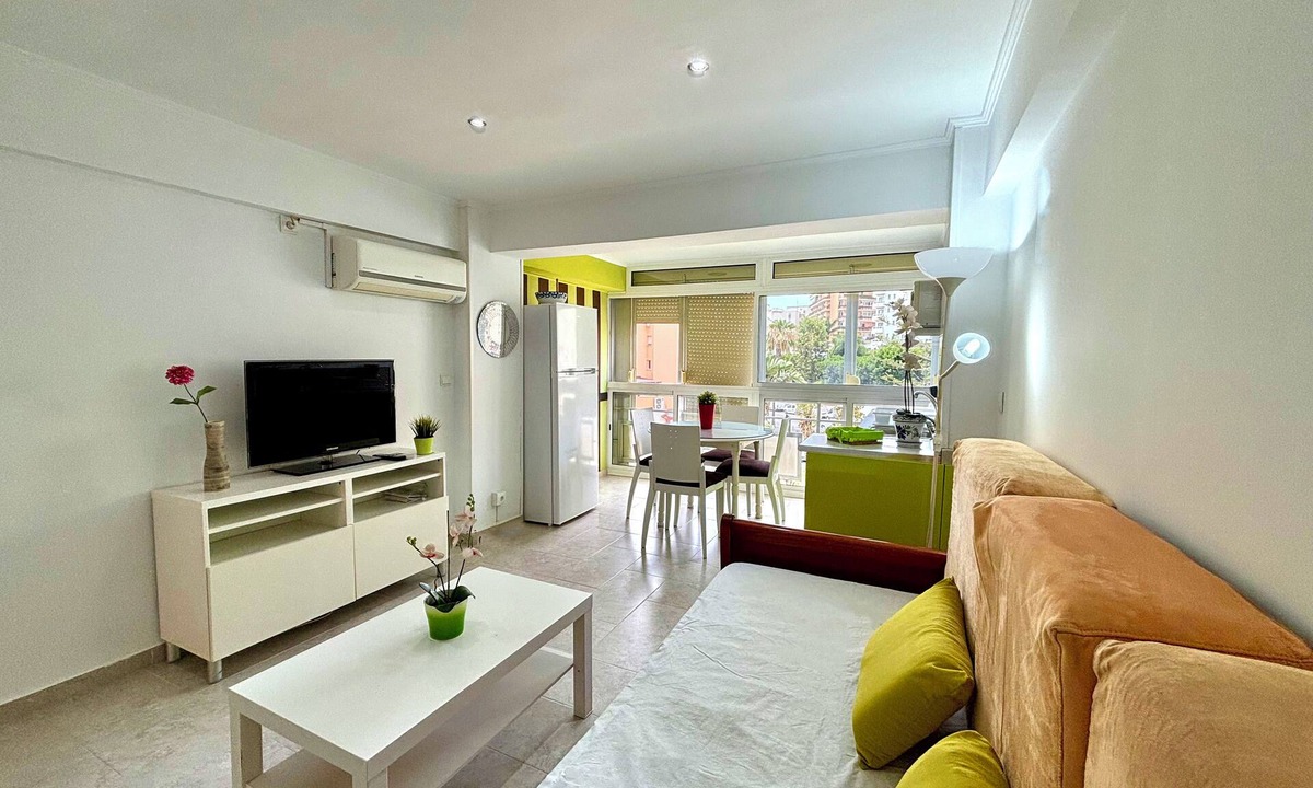 Torremolinos City Centre Apartment | Sky Sea Holidays Torremolinos Nogalera