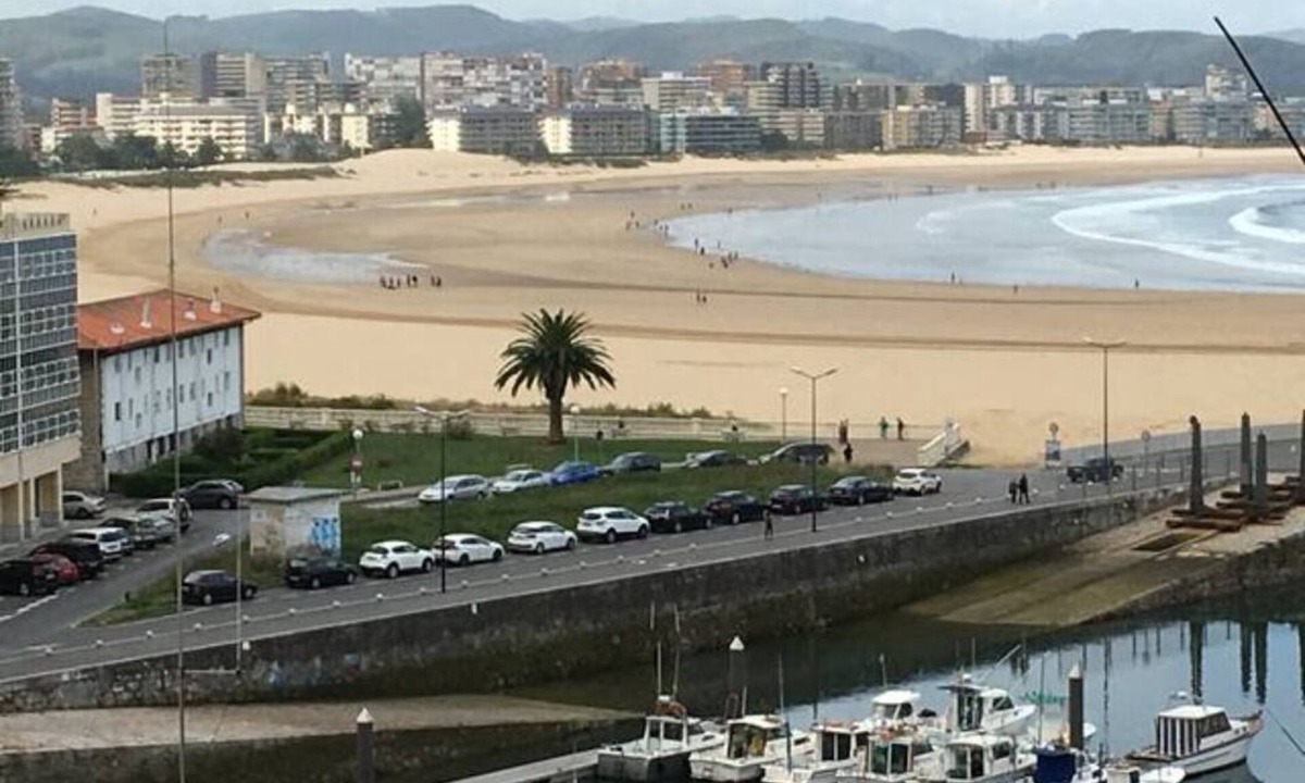 Barcena de Cicero Apartment | Spectacular brightness in marina, beach and downtown villa