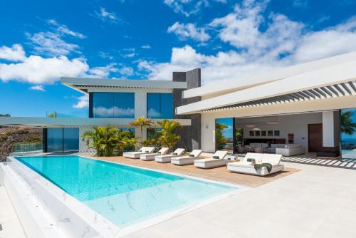 La Caleta Villa | SVB Villa Volcano