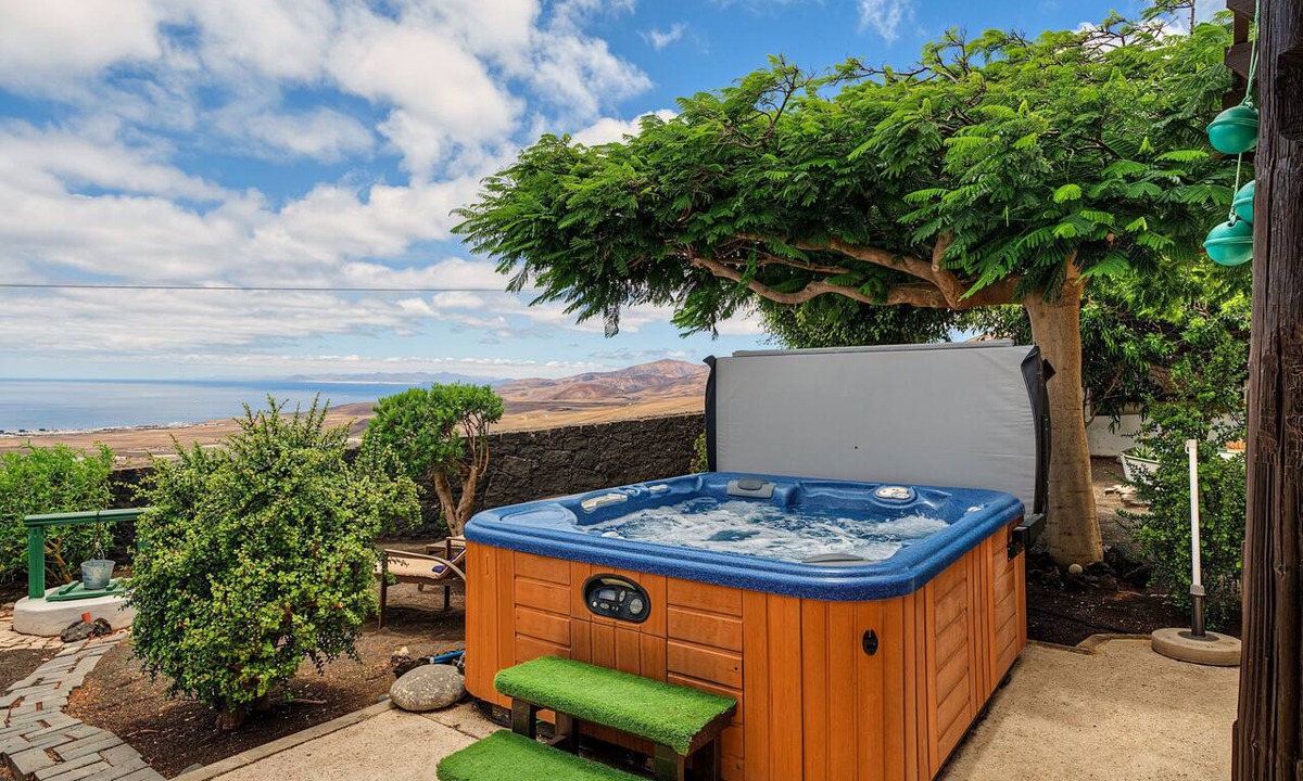 Macher House | Vacation Home 'Casa Tabobo 2 Bedroom Rural House' with Sea View, Private Terrace and Wi-Fi