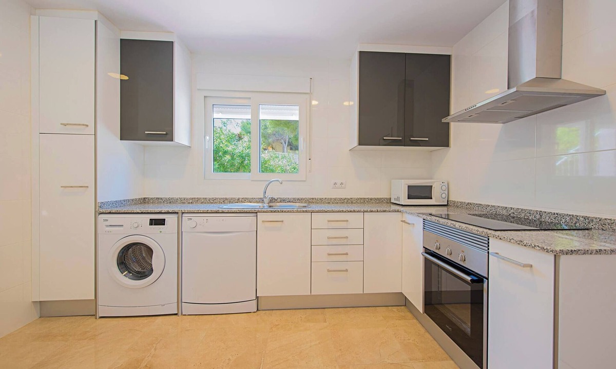 Moravit Villa | Villa Bernia - PlusHolidays