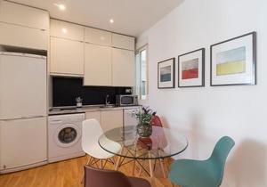 Friendly Rentals Abascal II