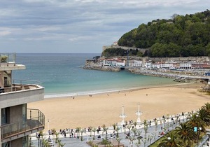 Playa de La Concha 7 Apartment by Feelfree Rentals