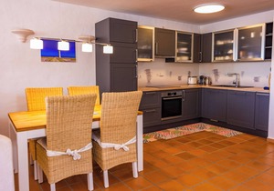 Wonderful Apartment with beautifuI views to the ocean and terraces