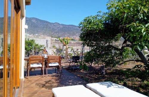 Arafo House | El Cornical Luxury Bungalows