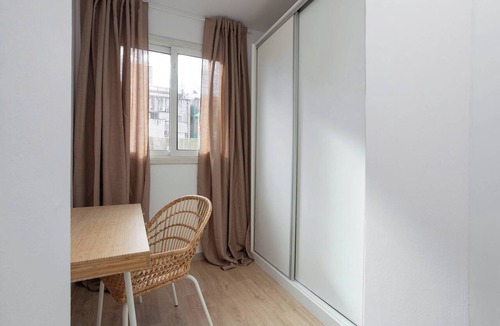 Hostafrancs Apartment | 11CRC1037 Newly decorated Flat near Sants Station