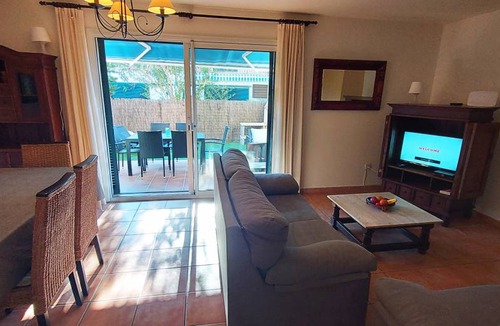 Mas Pinell House | 120 m² House ∙ 3 bedrooms ∙ 8 guests