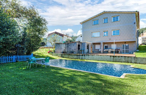 Samieira Apartment | 2 bedroom accommodation in Poio